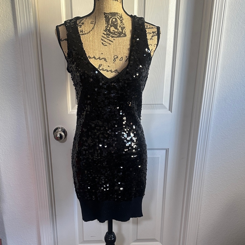 Black Sequin Sleeveless Dress